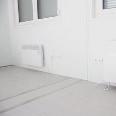 Container mit Innenausstattung