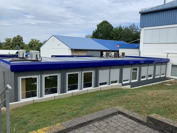 6 Bürocontainer als Containeranlage für Fischer Oberflächentechnologie GmbH - 3