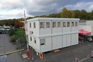 Baucontainer und Lagercontainer im Kölner Hafen für Firma Viking Technical GmbH von Außen - 1