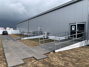Isolierte Leichtbauhalle / Fertighalle für das Landgericht in Gießen, Außen - 1